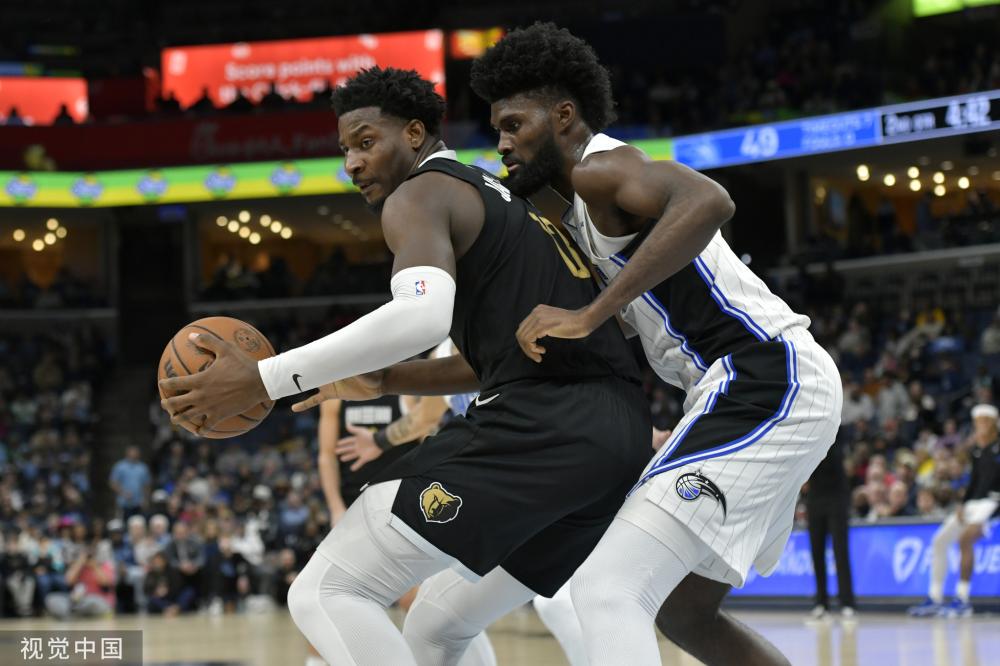 频频曝出 频频曝出