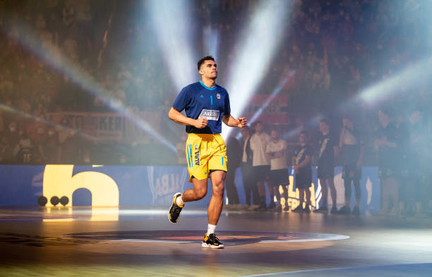 内外兼修的 内外兼修的