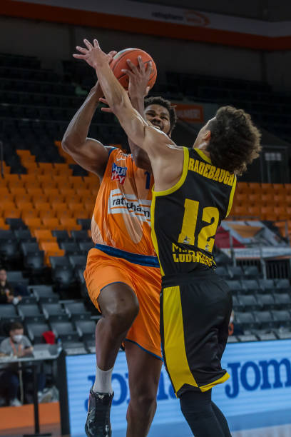 临巨大的心 临巨大的心