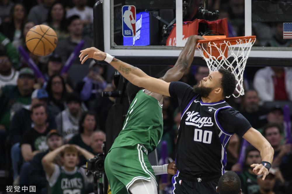 中的青年选 中的青年选