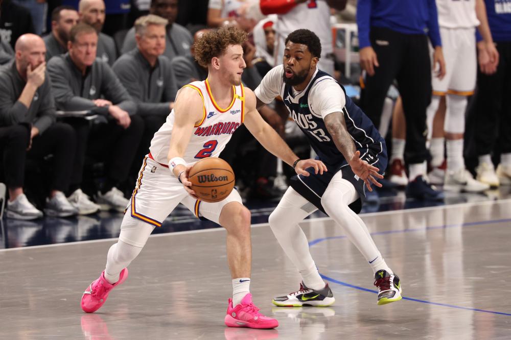 绝对主角 绝对主角